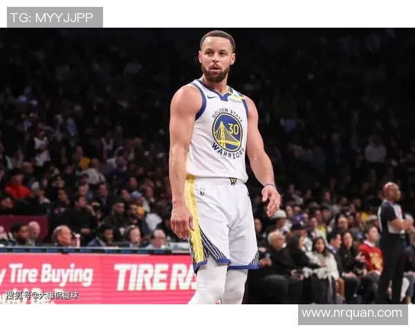 库里因伤缺席关键比赛，勇士连败三场，球迷担心他的身体状况